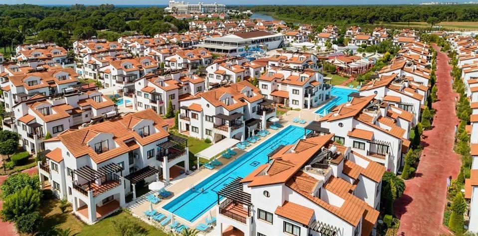 Fun&Sun Two Villas For Big Families 베렉 외부 사진