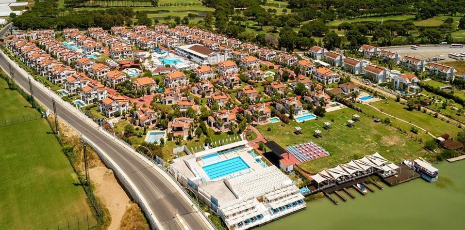 Fun&Sun Two Villas For Big Families 베렉 외부 사진