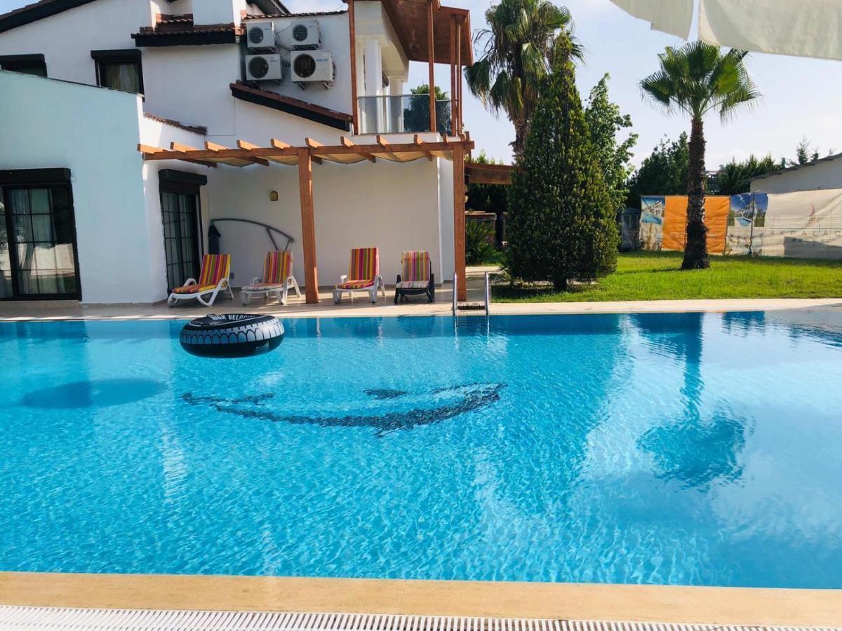 Fun&Sun Two Villas For Big Families 베렉 외부 사진