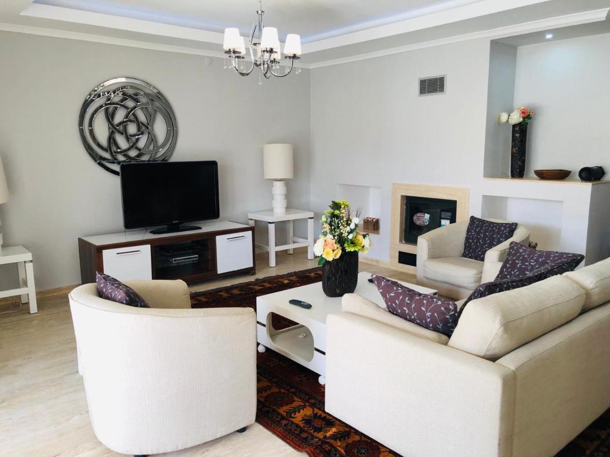 Fun&Sun Two Villas For Big Families 베렉 외부 사진