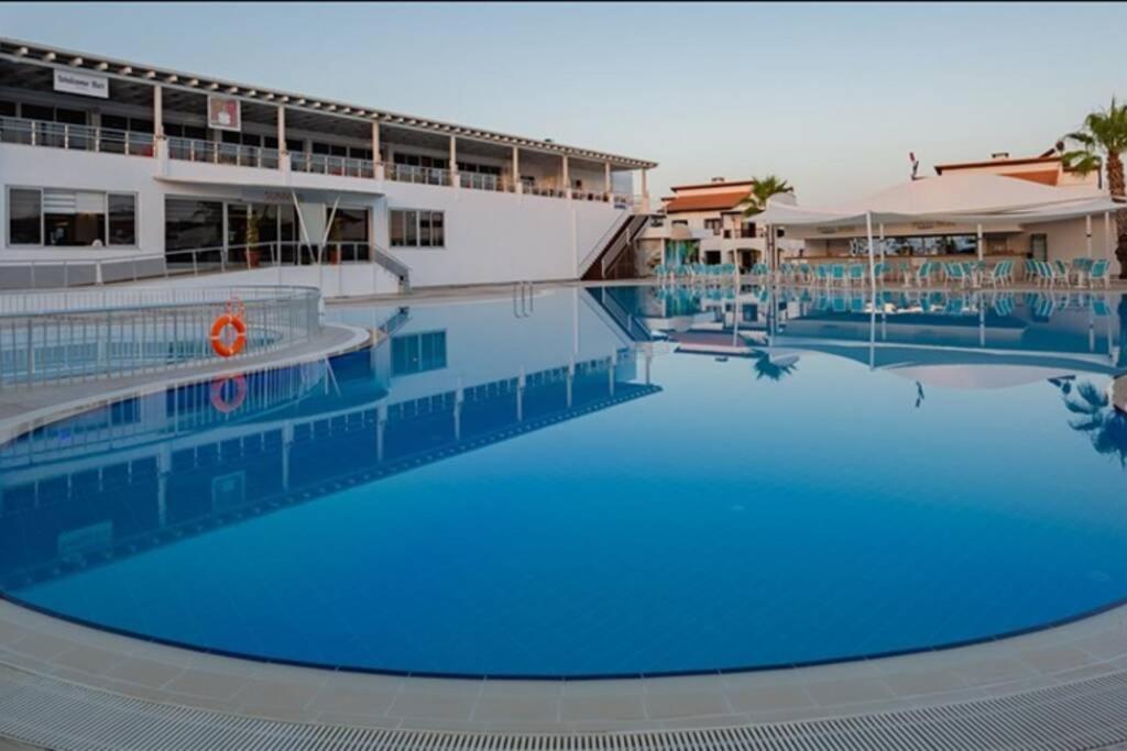 Fun&Sun Two Villas For Big Families 베렉 외부 사진